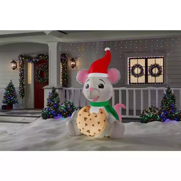 6.5 ft LED Animated Mouse Eating a Cookie Christmas Inflatable Airblown NEW - Picture 6 of 9